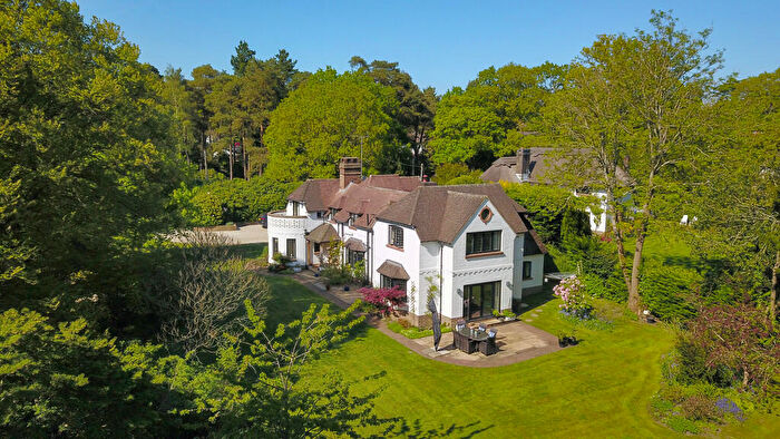 4 Bedroom Cottage For Sale In West Chiltington - Superb Detached Home, RH20