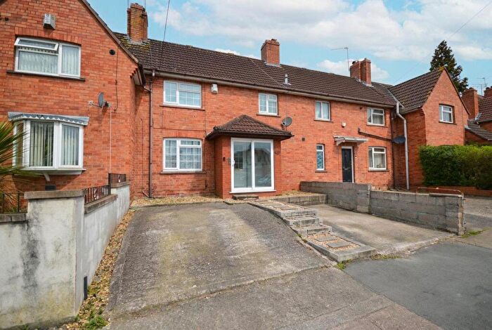 3 Bedroom Terraced House For Sale In Salcombe Road, Knowle, Bristol, BS4
