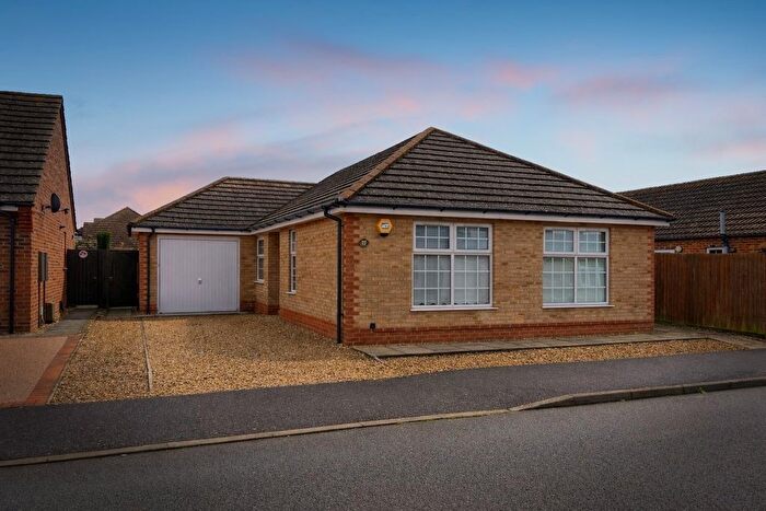 3 Bedroom Detached Bungalow For Sale In Clover Way, Spalding, PE11