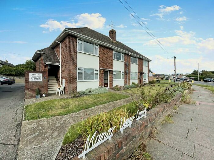 2 Bedroom Flat To Rent In Sompting Avenue, Worthing, BN14