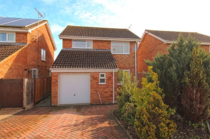 3 Bedroom Detached House For Sale In Chalfont Close, Trowbridge, BA14