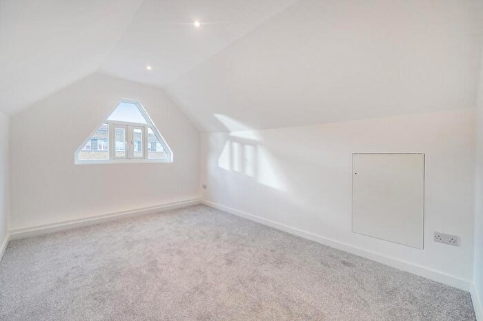 3 Bedroom Flat To Rent In Sidcup High Street Sidcup, DA14