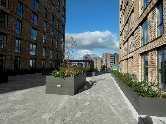 2 Bedroom Flat To Rent In Wharf End, Trafford Park, Manchester, M17