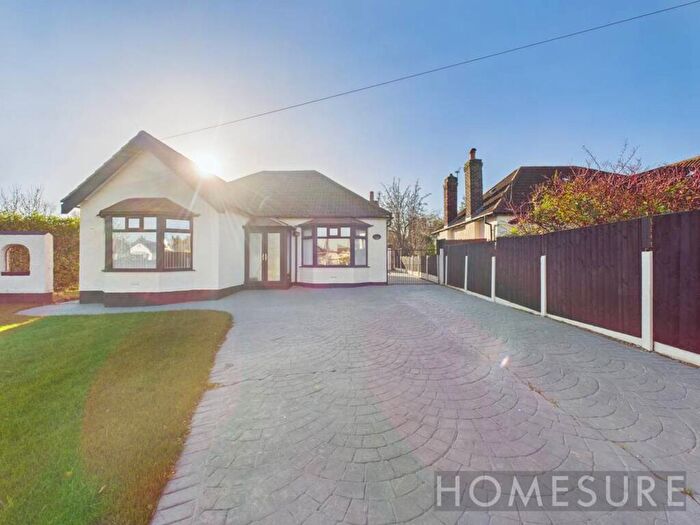 3 Bedroom Detached Bungalow For Sale In Higher Road, Liverpool, L26