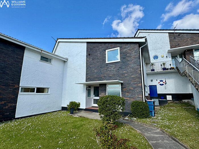 3 Bedroom Town House For Sale In Wellington Court, Trearddur Bay, LL65