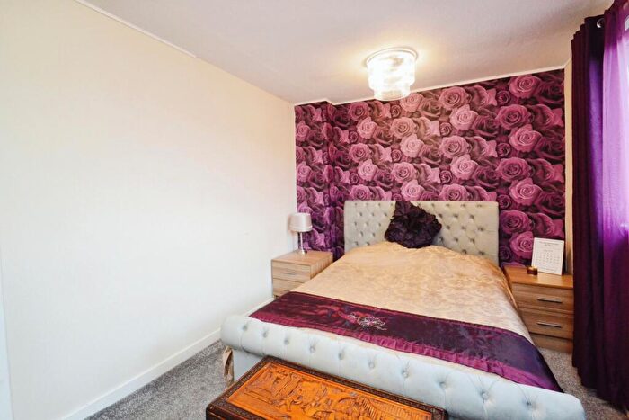 2 Bedroom Terraced House For Sale In Carrick Knowe Avenue, Edinburgh, EH12