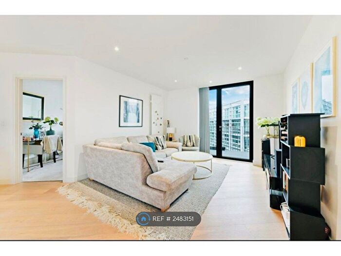 2 Bedroom Flat To Rent In Masthead House, London, E16