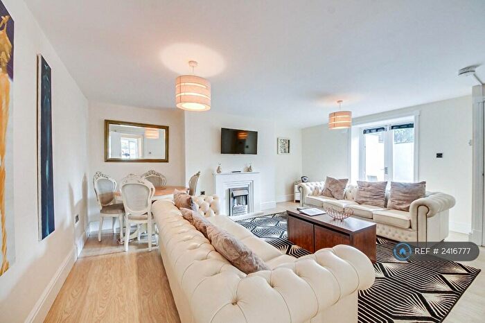 1 Bedroom Flat To Rent In Westcliffe Road, Southport, PR8