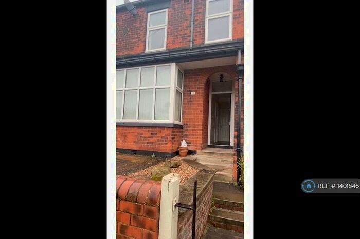 2 Bedroom Terraced House To Rent In Dark Lane, Calow, Chesterfield, S44