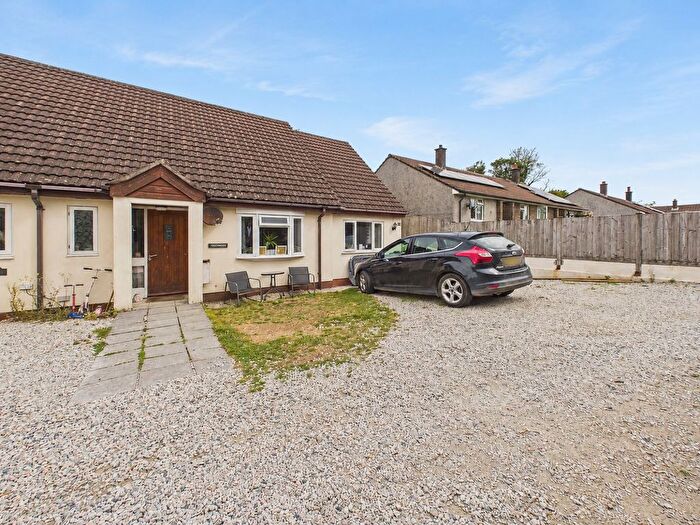 3 Bedroom Semi-Detached House For Sale In Westweek Close, Week St Mary, EX22