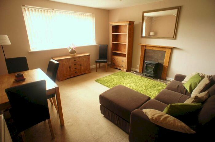 1 Bedroom Flat To Rent In Burnham Road, London, E4