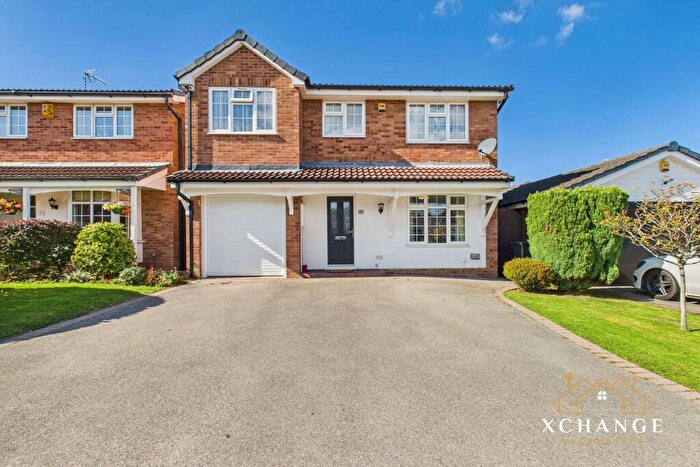 4 Bedroom Detached House For Sale In Carnoustie Close, Nuneaton, CV11