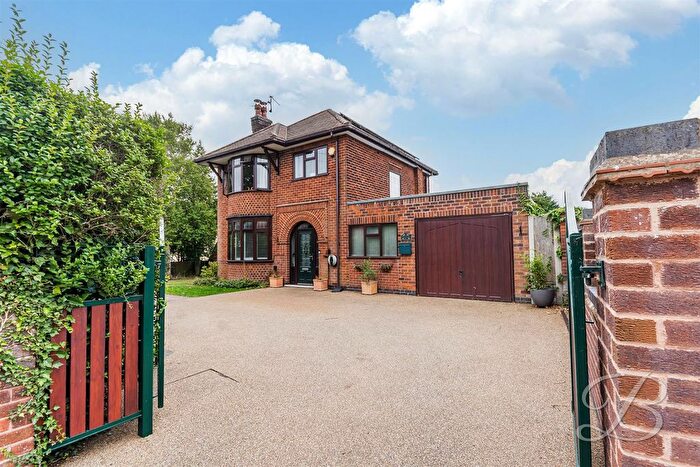 3 Bedroom Detached House For Sale In Mansfield Road, Edwinstowe, Mansfield, NG21