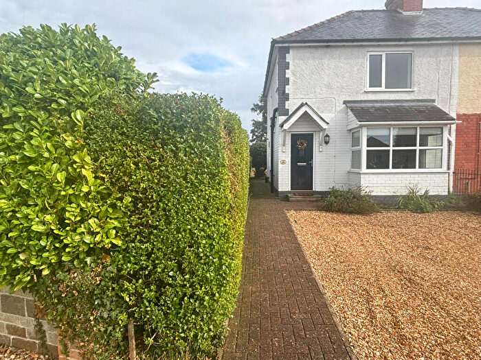3 Bedroom Semi-Detached House To Rent In Mill Lane, North Hykeham, LN6