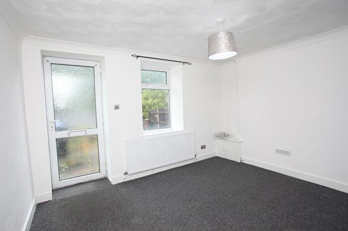 2 Bedroom End Of Terrace House To Rent In Hill Street, Abertillery, NP13