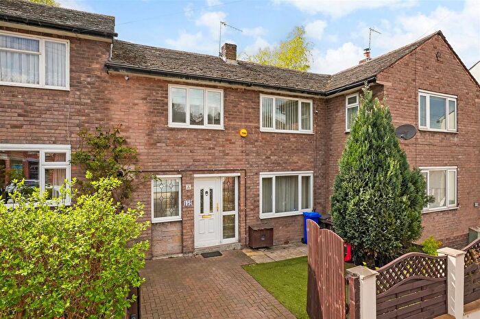 3 Bedroom Terraced House To Rent In Woodseats Road, Sheffield, S8