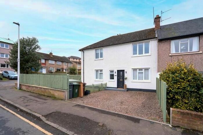 2 Bedroom Flat To Rent In Orchard Place, Edinburgh, EH4