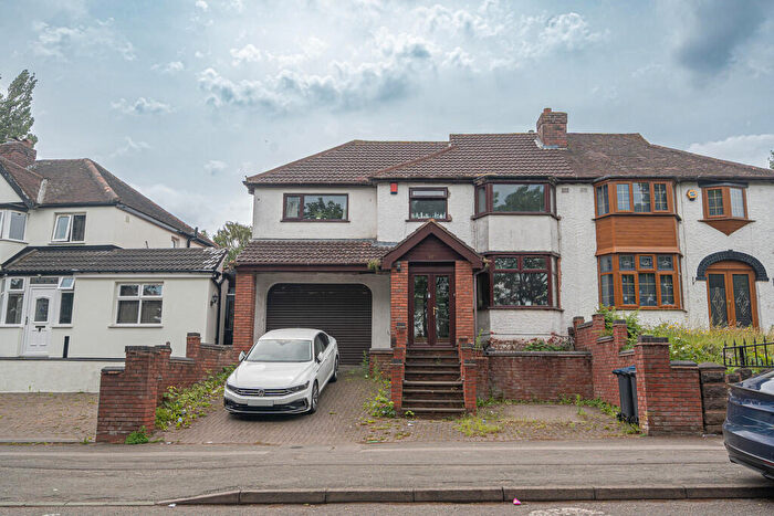 4 Bedroom Semi Detached House For Sale In Oxhill Road, Handsworth, B21