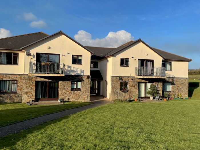 2 Bedroom Apartment To Rent In Narberth Road, Tenby, SA70