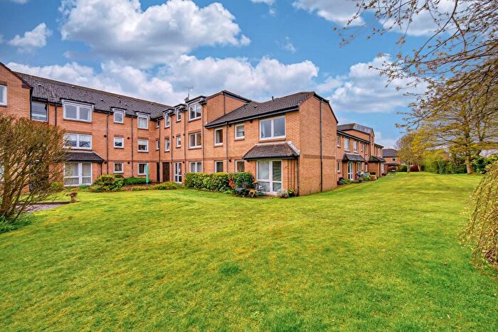 1 Bedroom Apartment For Sale In Broomhill Gardens, Newton Mearns, Glasgow, East Renfrewshire, G77