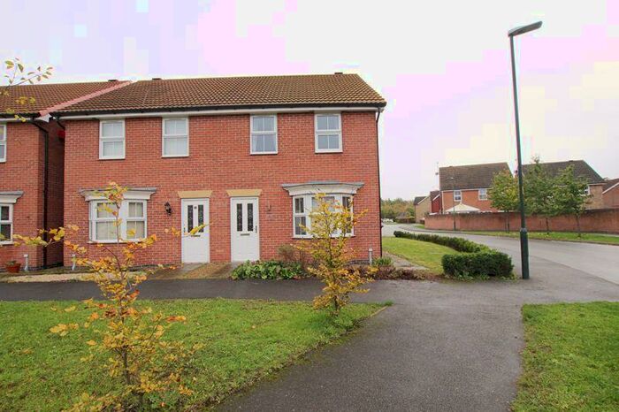3 Bedroom Semi-Detached House To Rent In Burton Road, Immingham, DN40