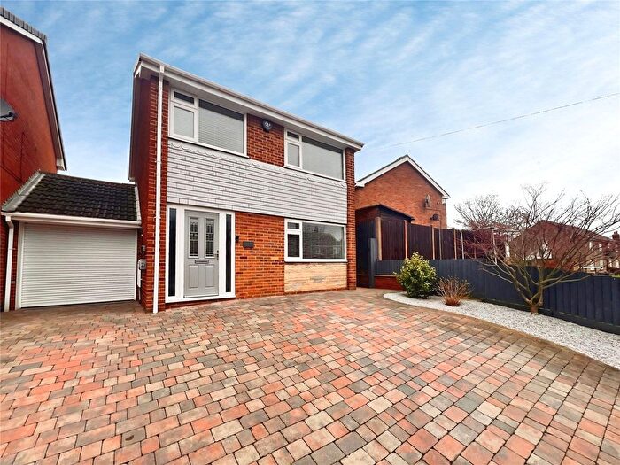 3 Bedroom Detached House For Sale In Brackenwood Road, Burton-On-Trent, Staffordshire, DE15