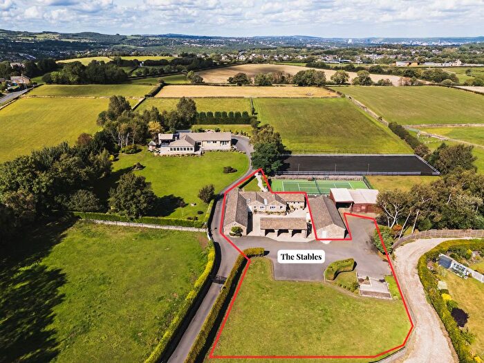 3 Bedroom Detached Bungalow To Rent In The Stables, Dronfield Woodhouse, S18