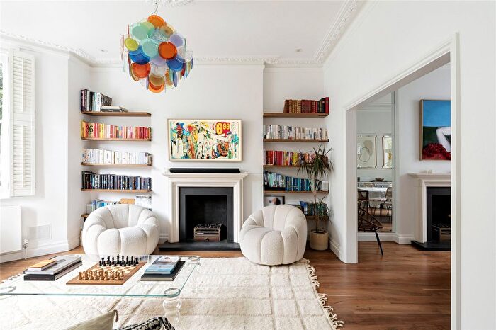 4 Bedroom Terraced House To Rent In Frithville Gardens, London, W12