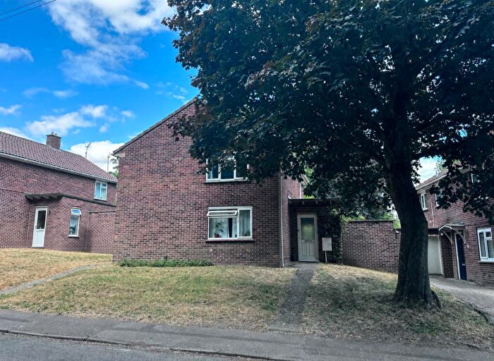 2 Bedroom Flat To Rent In Barrington Road, Bishopdown, SP1