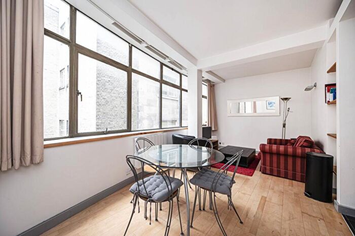 1 Bedroom Flat To Rent In Bishopsgate, , Bishopsgate, London, EC2M