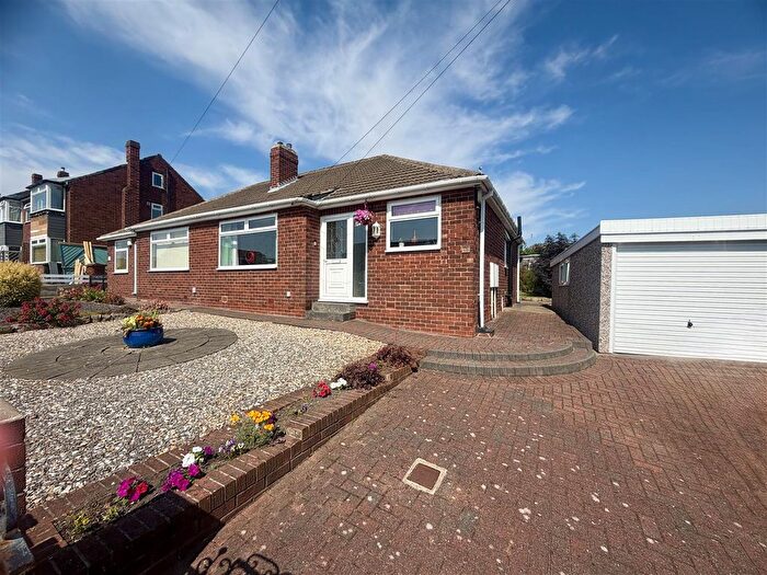 3 Bedroom Semi Detached Bungalow For Sale In Whitehouse Crescent, Great Preston, Leeds, LS26
