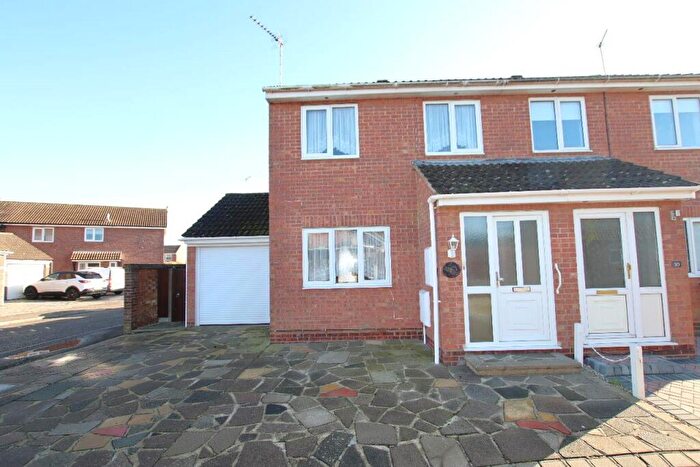 2 Bedroom Semi Detached House For Sale In Purley Way, Clacton On Sea, CO16