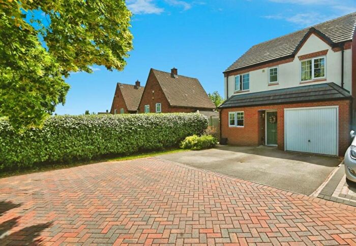 3 Bedroom Detached House To Rent In Lindridge Road, Sutton Coldfield, B75