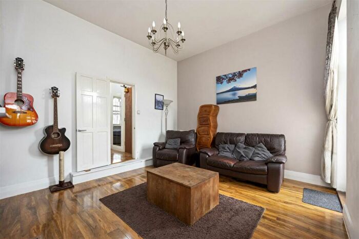 1 Bedroom Flat For Sale In Highcroft Villas, Brighton, BN1