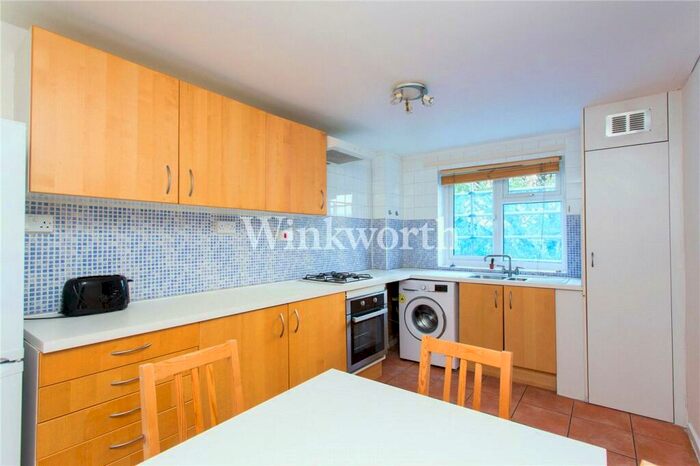 3 Bedroom Apartment To Rent In Nant Court, Granville Road, London, NW2