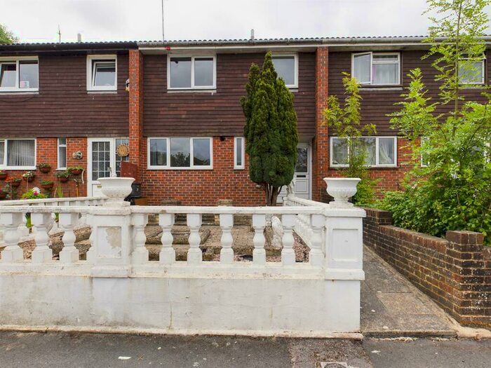 4 Bedroom Terraced House To Rent In Egginton Close, Brighton, BN2