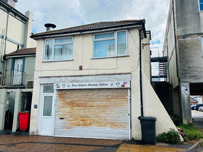 3 Bedroom Apartment To Rent In Susans Road, Eastbourne, BN21