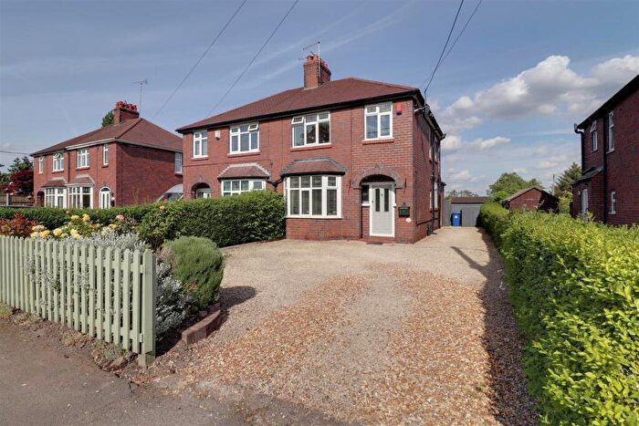 3 Bedroom Semi-Detached House For Sale In Newcastle Road, Balterley, Crewe, CW2
