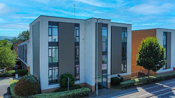 2 Bedroom Flat To Rent In Firepool View, Taunton, Somerset, TA1