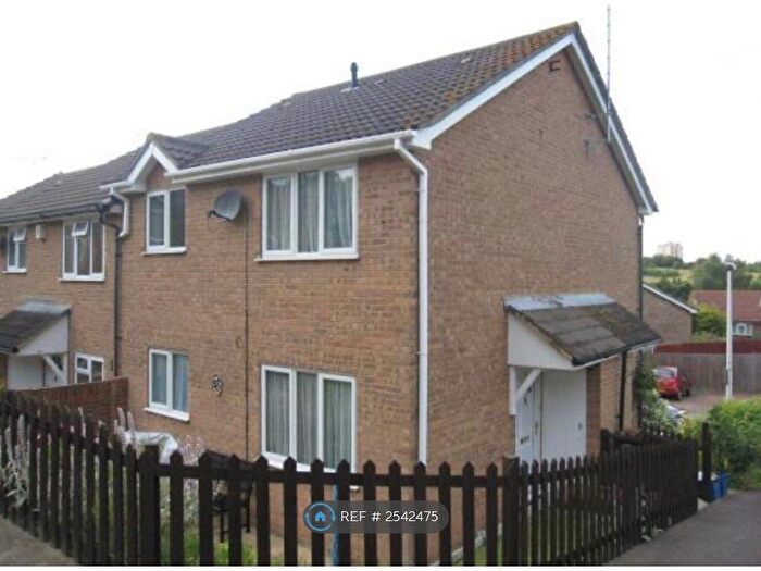 1 Bedroom Terraced House To Rent In Stonecross Lea, Walderslade, ME5