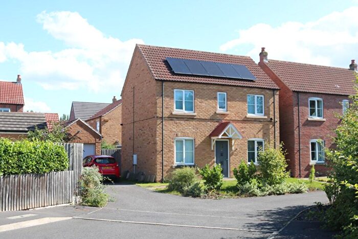 3 Bedroom Detached House For Sale In Axholme Drive, Epworth, DN9