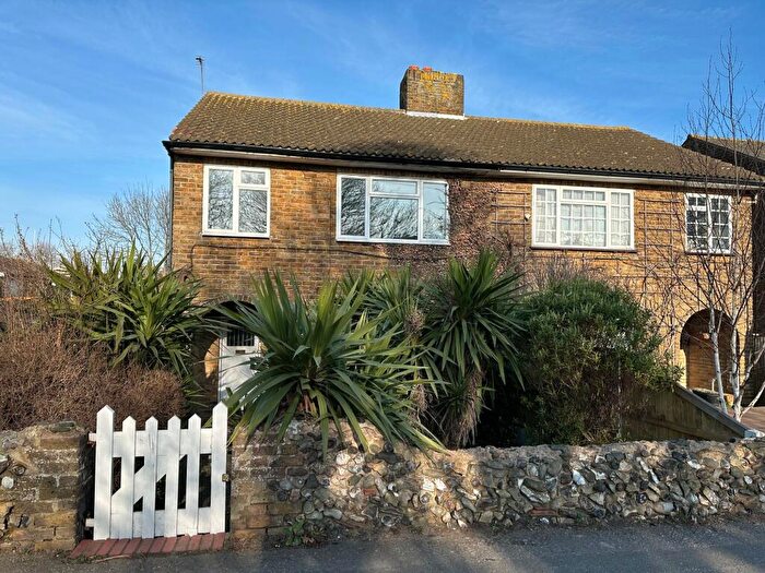 3 Bedroom End Of Terrace House To Rent In Rumfields Road, Broadstairs, CT10