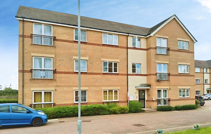 2 Bedroom Flat To Rent In Rathbone Crescent, Peterborough, PE3