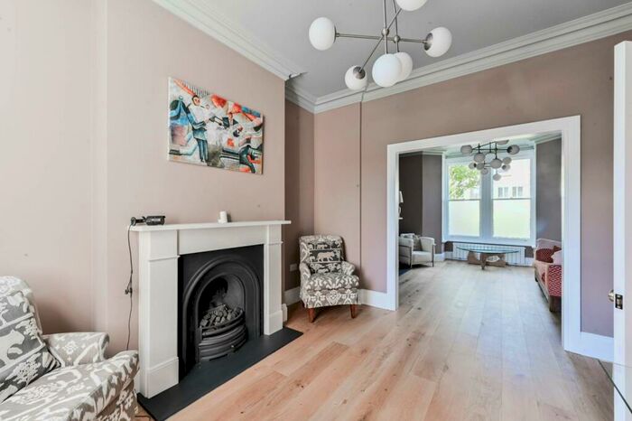 4 Bedroom Terraced House To Rent In Tancred Road, Finsbury Park, London, N4