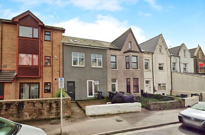 1 Bedroom Flat To Rent In Kings Road, Canton, Cardiff, CF11