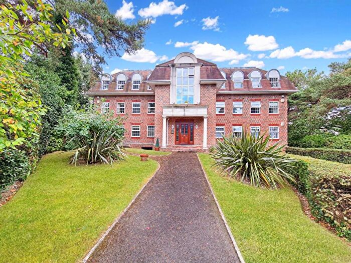 3 Bedroom Apartment To Rent In Nairn Road, Canford Cliffs, BH13