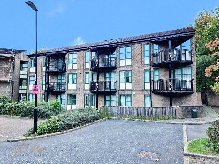 1 Bedroom Apartment To Rent In Lumley Close, Oxclose, Washington, NE38