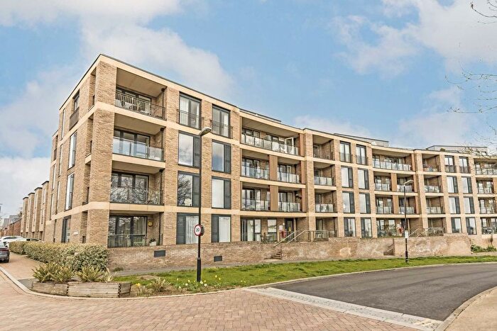 2 Bedroom Flat To Rent In Henry Darlot Drive, Finchley, NW7