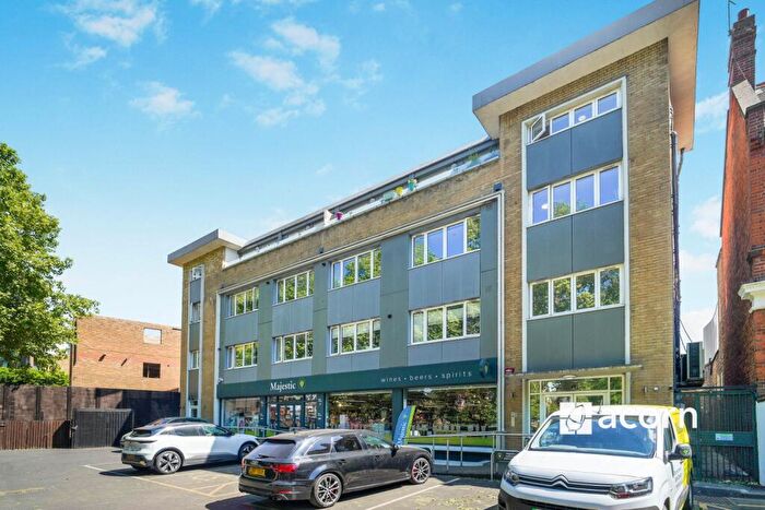 1 Bedroom Flat To Rent In East Dulwich Road London, SE22