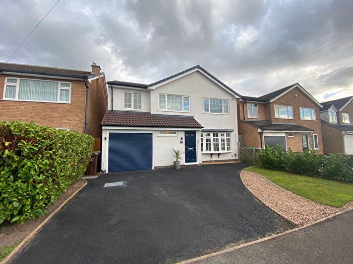 4 Bedroom Detached House For Sale In Normanby Road, Nottingham, NG8